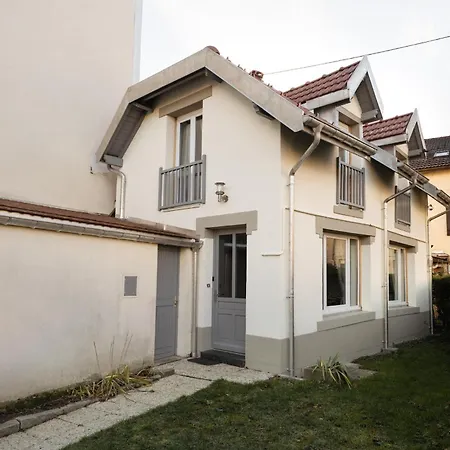 Σπίτι διακοπών Maison Cosy Renovee, Coeur De Proche